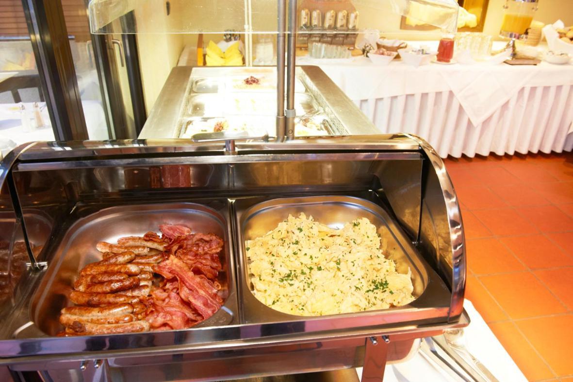 Hotel Restaurant Zur Linde Паттенсен Екстер'єр фото