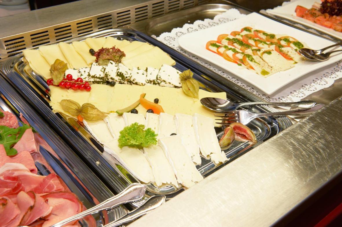 Hotel Restaurant Zur Linde Паттенсен Екстер'єр фото
